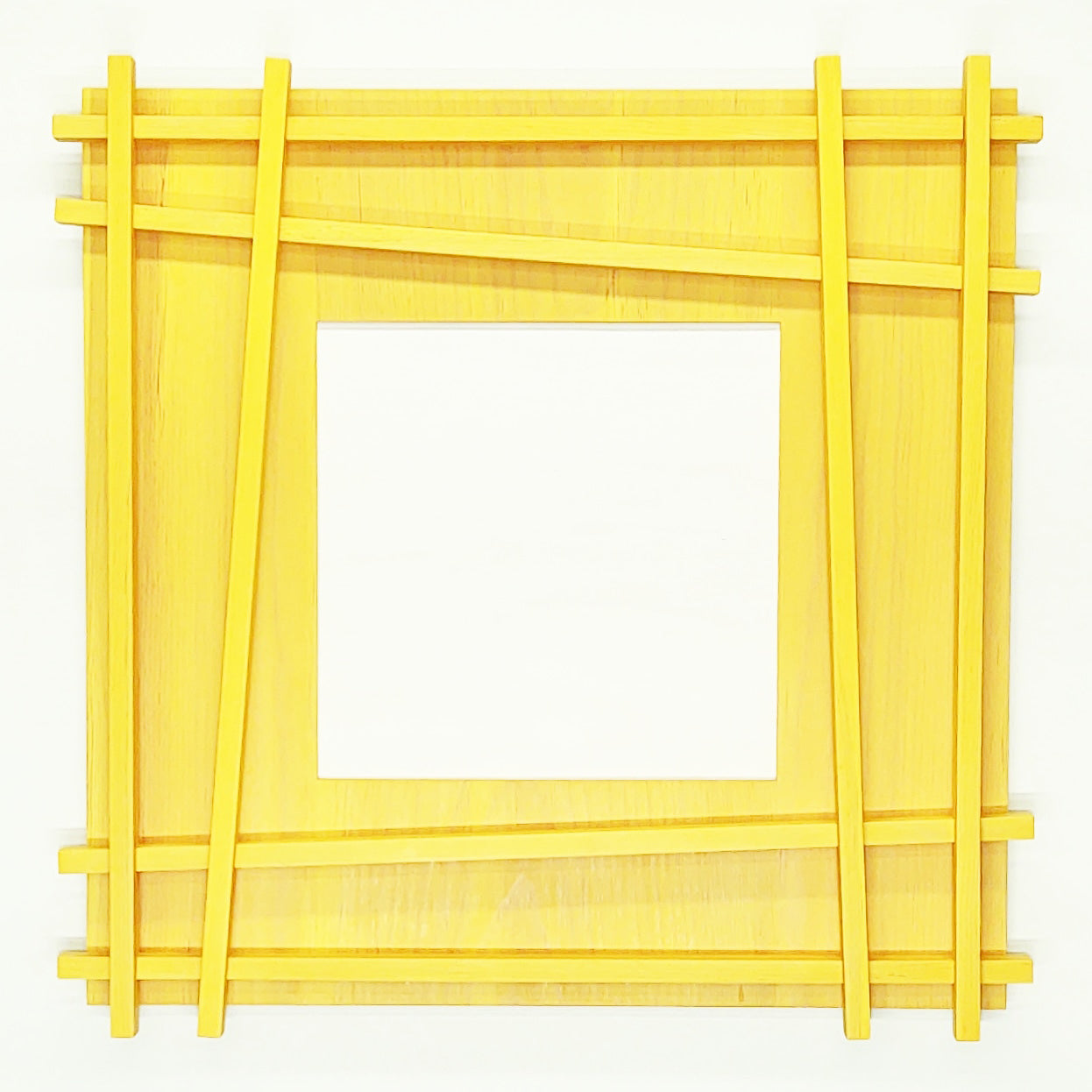 Lattice Mirror