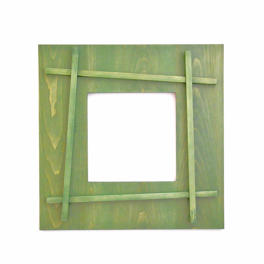 Small Lattice Mirror